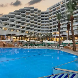 By Afi Hotel